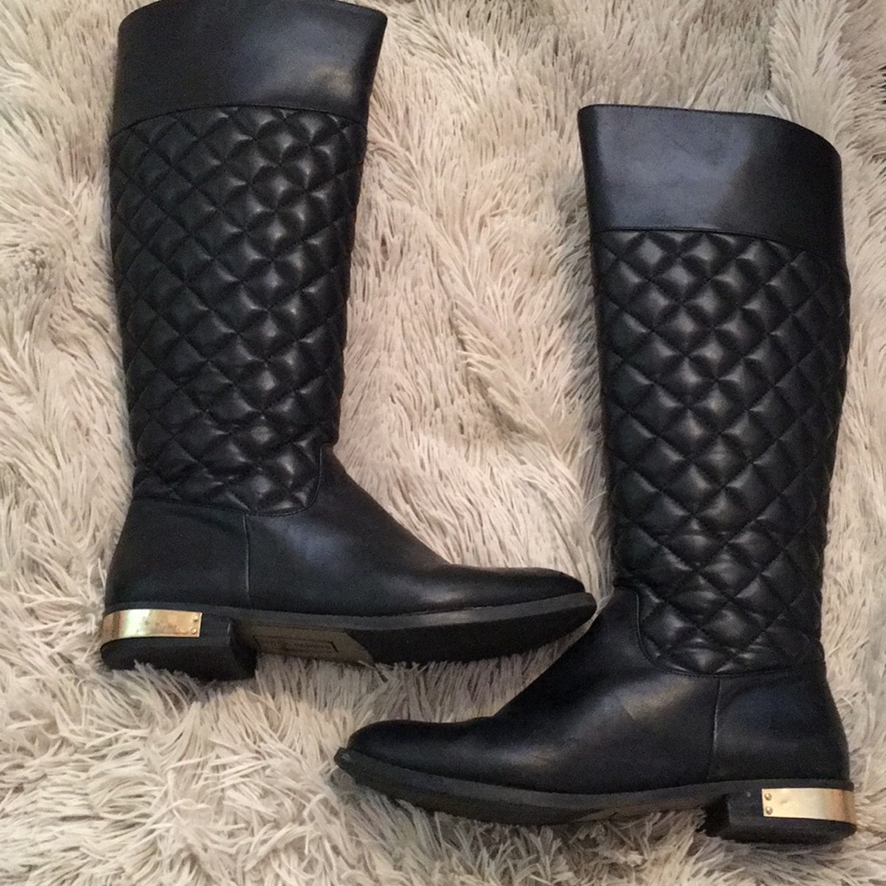 Black Vince camuto quilted riding boots